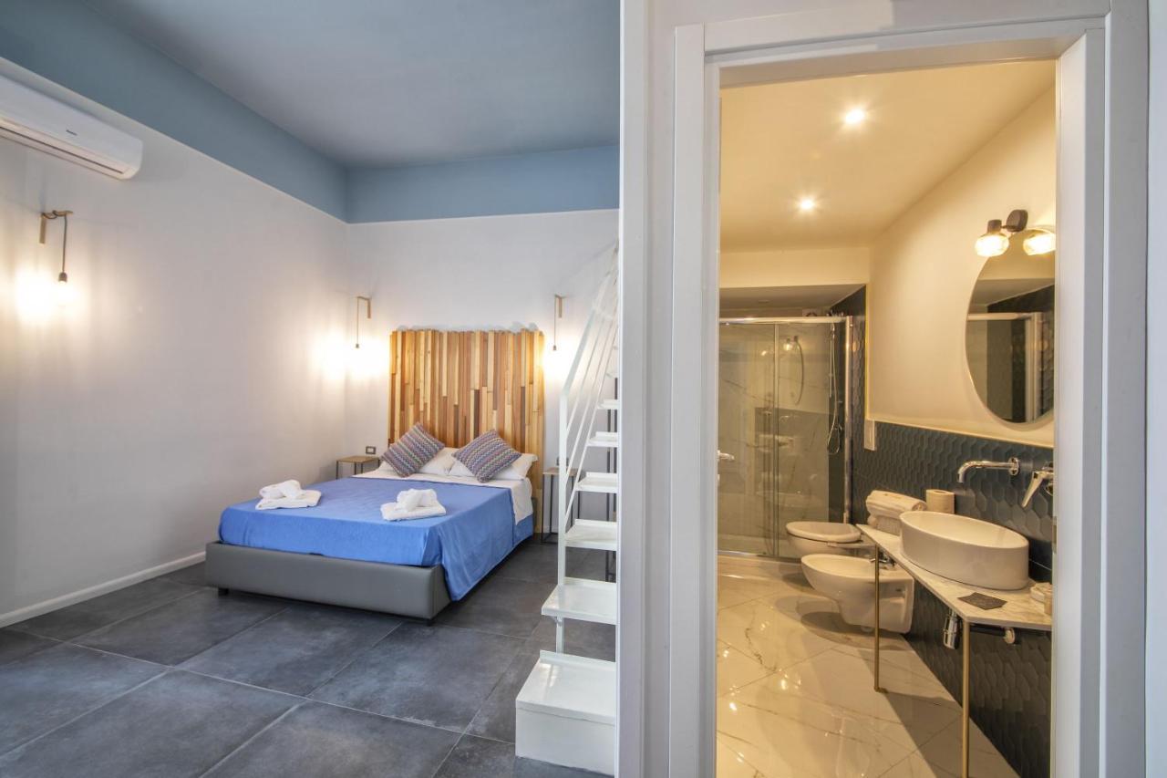 Be Italian Flat Duomo 319 Bed & Breakfast Наполи Екстериор снимка
